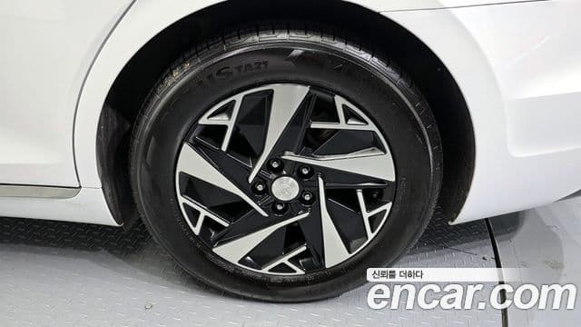 Hyundai The / новый New Grandeur IG гибрид Exclusive, 2022 все фото