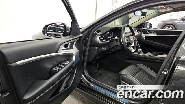 Genesis The / новый New G70, 2024 10