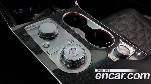 Genesis GV80 купе, 2024 9