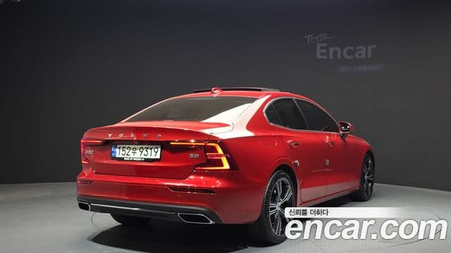 Volvo S60 3세대 B5 Inscription, 2021 2