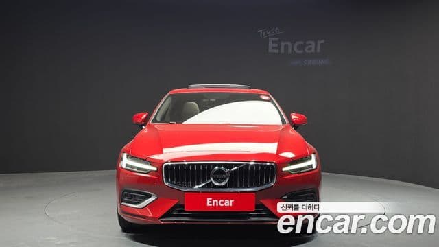 Volvo S60 3세대 B5 Inscription, 2021 3
