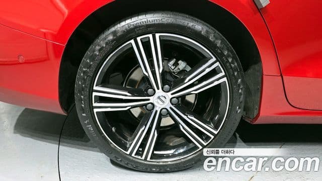 Volvo S60 3세대 B5 Inscription, 2021 все фото