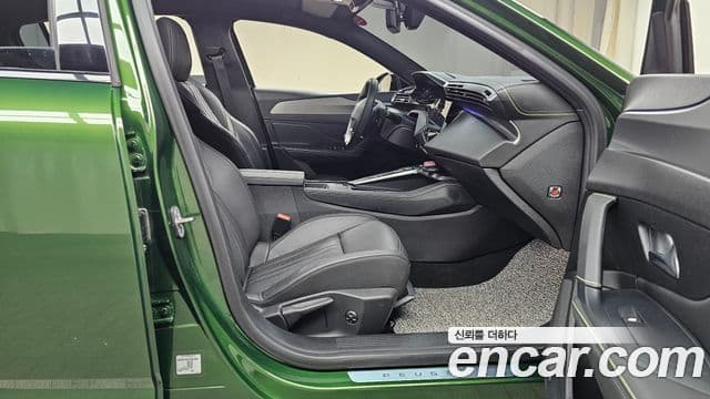 Peugeot 308 3세대 1.5 BlueHDi GT, 2023 11
