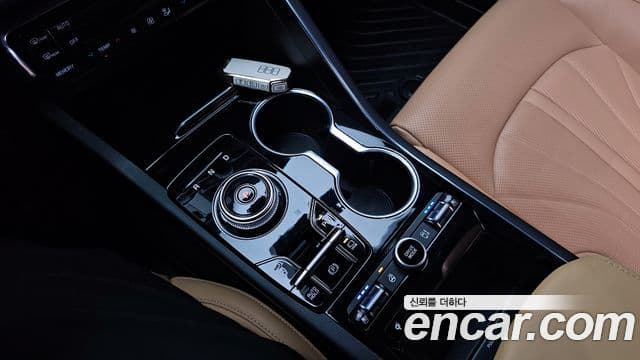 Kia K5 3세대 Signature, 2023 9