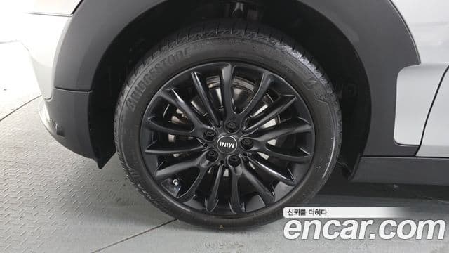 Mini Cooper 클럽맨 2세대, 2023 все фото