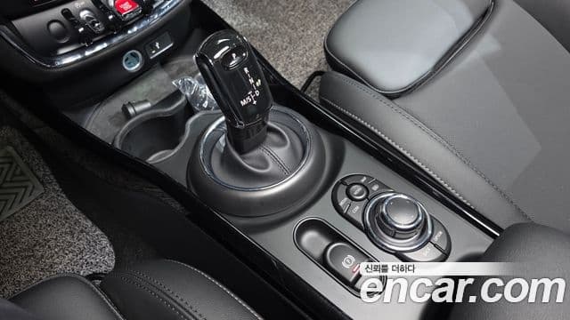 Mini Cooper 클럽맨 2세대, 2023 9