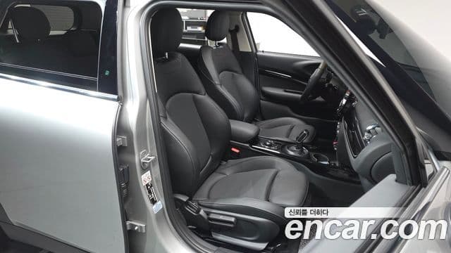 Mini Cooper 클럽맨 2세대, 2023 12