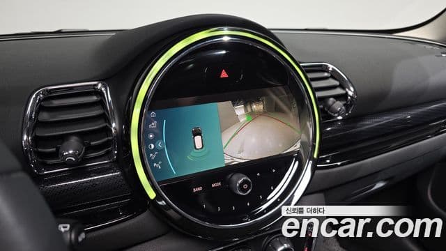 Mini Cooper 클럽맨 2세대, 2023 16