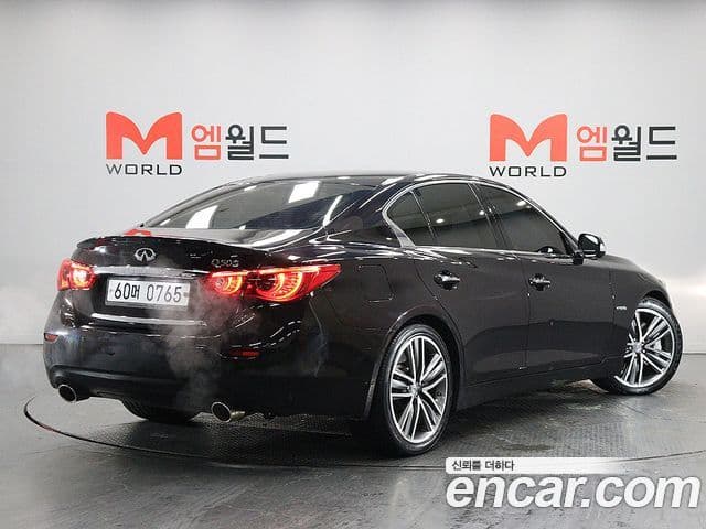 Infiniti Q50 3.5 гибрид high-tech, 2015 3