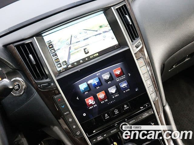 Infiniti Q50 3.5 гибрид high-tech, 2015 8