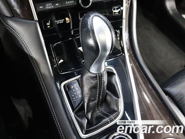 Infiniti Q50 3.5 гибрид high-tech, 2015 9