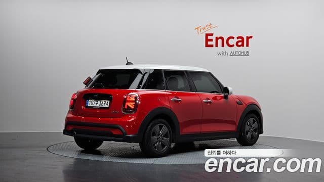 Mini Cooper 3세대, 2023 2