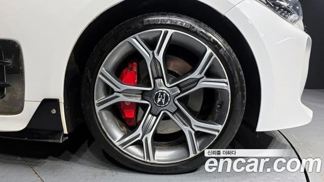 Kia 스팅어 Platinum, 2019 все фото