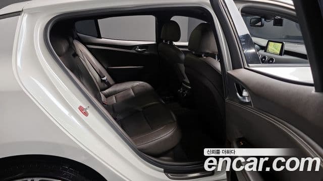 Kia 스팅어 Platinum, 2019 12