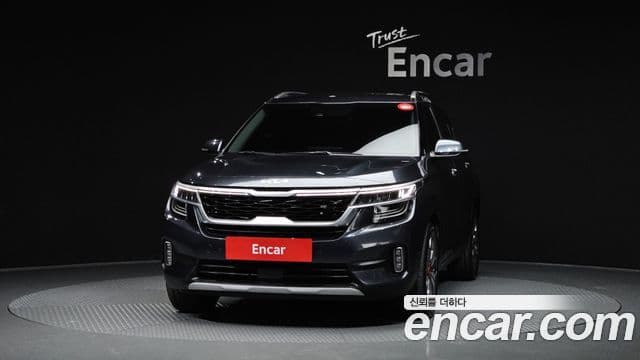 Kia Seltos Signature, 2023 3