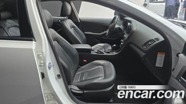 Kia K5 гибрид Luxury, 2013 10