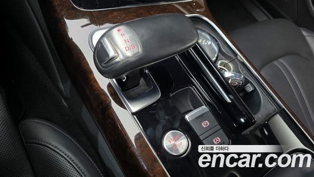 Audi New A8 D4, 2015 9