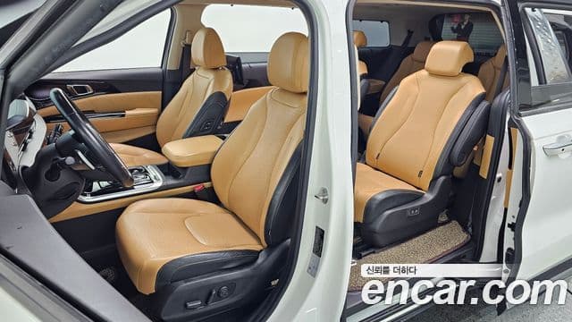 Kia Carnival 4세대 Signature, 2021 11