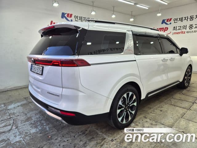 Kia Carnival 4세대 Signature, 2021 2