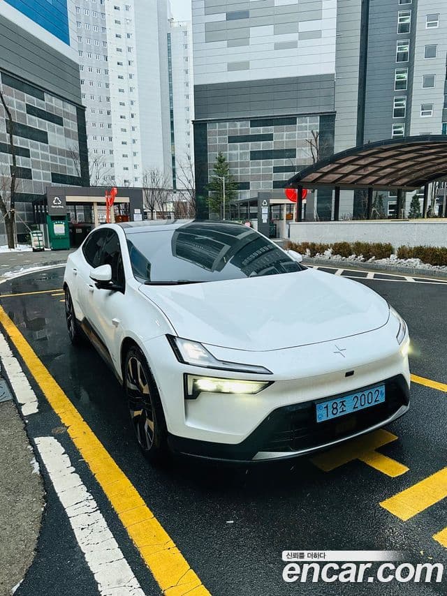 Polestar Polestar 4 Long Range два мотора, 2026 1