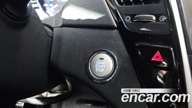 Hyundai YF Sonata LPI Premier(для людей с инвалидностью), 2011 17