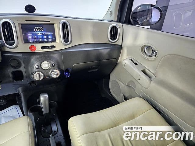 Nissan 큐브 Z12, 2013 10