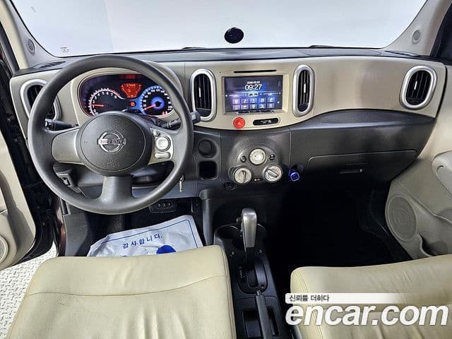 Nissan 큐브 Z12, 2013 12
