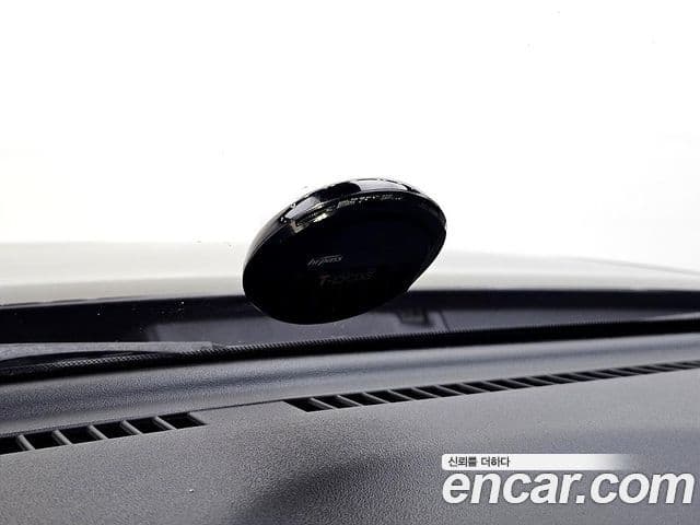 Nissan 큐브 Z12, 2013 15