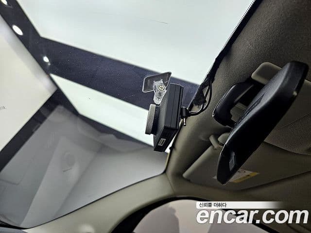 Nissan 큐브 Z12, 2013 16