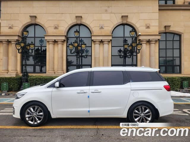 Kia All New Carnival Noblesse, 2016 11