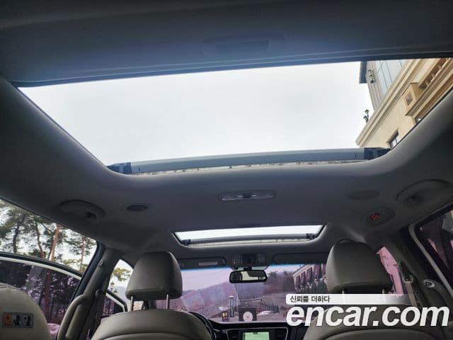 Kia All New Carnival Noblesse, 2016 13