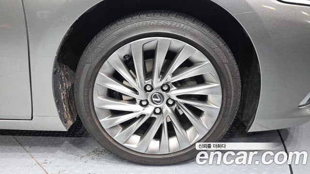 Lexus ES300h 7세대 Executive, 2021 все фото