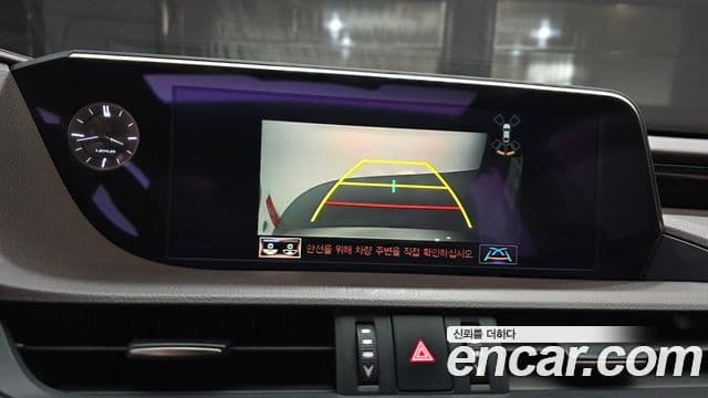 Lexus ES300h 7세대 Executive, 2021 16