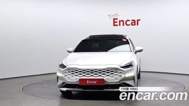 Kia K8 Signature, 2023 3