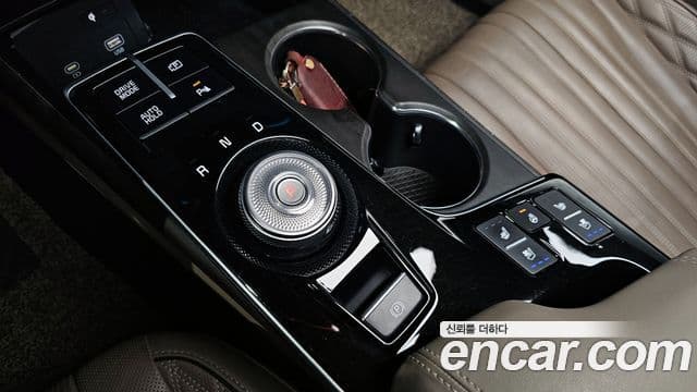 Kia K8 Signature, 2023 9