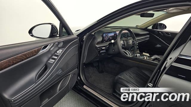 Genesis G80 (RG3) бензин 2.5 турбо 2WD, 2025 12