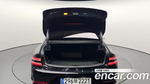 Genesis G80 (RG3) бензин 2.5 турбо 2WD, 2025 20