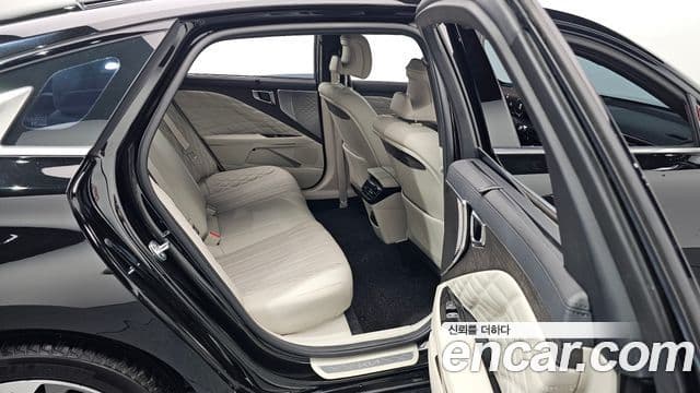 Kia K8 Signature, 2024 11