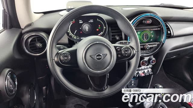 Mini Cooper 3세대, 2021 13