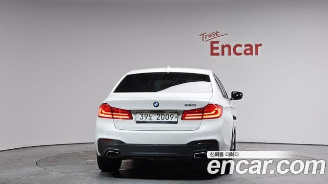 BMW 5시리즈 (G30) 530i M Sport, 2017 4