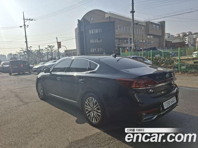 Kia K7 Premier 3.0 LPI Prestige(арендный автомобиль), 2020 3