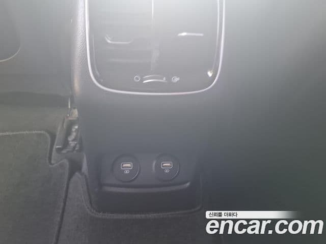 Kia K7 Premier 3.0 LPI Prestige(арендный автомобиль), 2020 15