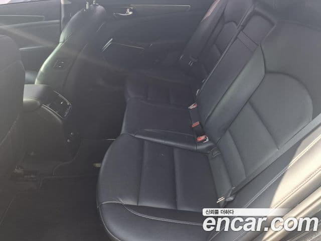 Kia K7 Premier 3.0 LPI Prestige(арендный автомобиль), 2020 16