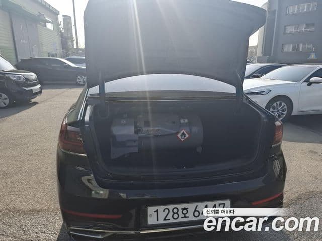 Kia K7 Premier 3.0 LPI Prestige(арендный автомобиль), 2020 17