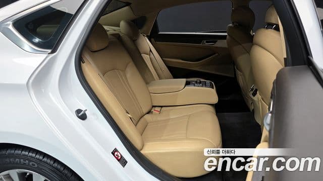 Hyundai Genesis DH Modern, 2014 12
