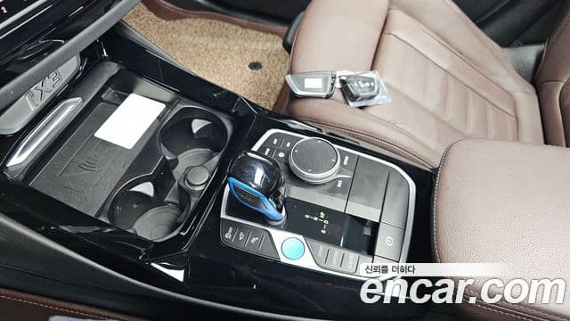 BMW iX3 M Sport, 2022 9