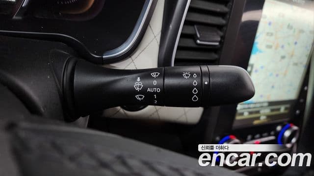 Renault Korea(Samsung) SM6 2.0 LPe RE (для людей с инвалидностью), 2016 14