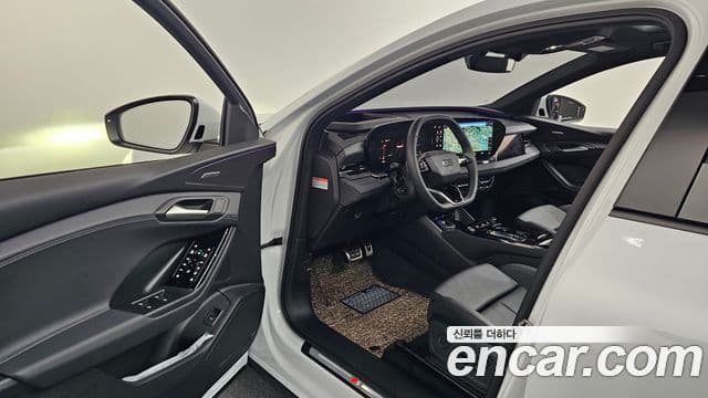 Audi Q6 e-Tron (GF) Premium Quattro, 2025 10