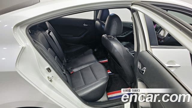 Kia K3 Prestige, 2015 12