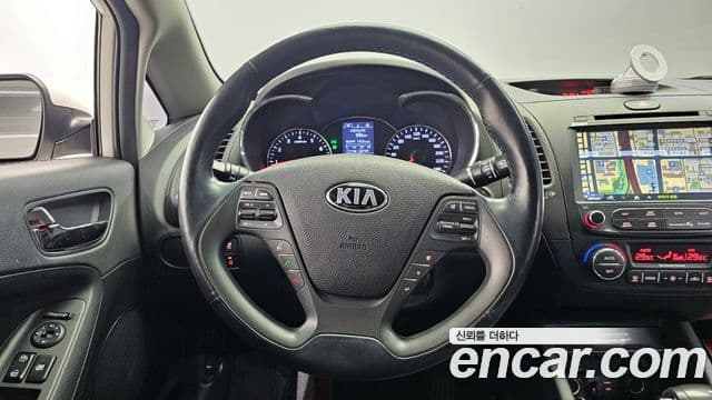 Kia K3 Prestige, 2015 13